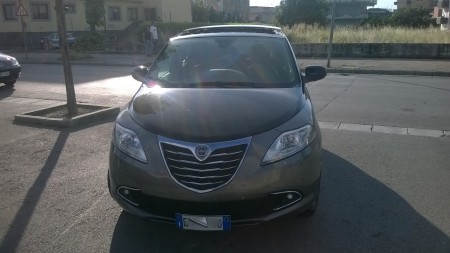 LANCIA Y